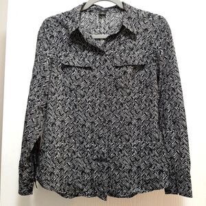 Ann Taylor Carreer Office Wear Button Down Shirt Pattern 2P